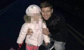 Gerrard không tha thứ cho kẻ dám xúc phạm con gái của anh.