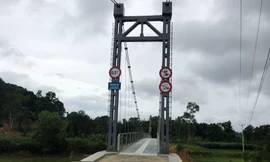 Tổng cục trưởng Tổng cục đường bộ sẽ kiểm tra cầu treo dân sinh Khe Tây vào sáng 13/8.