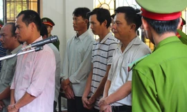 Các bị cáo tại phiên tòa