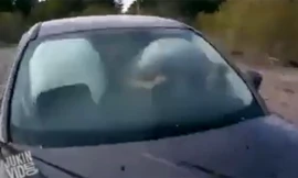 Ôtô vào cua lấn làn đâm trực diện xe khác