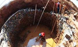 Người dân Lý Sơn chi hàng trăm triệu đào giếng 'khủng' trên đảo