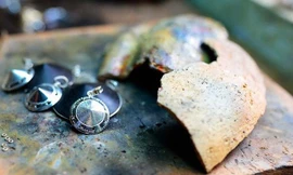 Tận mục nét tài hoa của thợ kim hoàn cố đô Huế