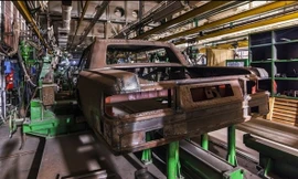 Khám phá xưởng lắp ráp xe chống đạn của Liên Xô