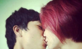 Nụ hôn ngọt ngào của Công Phượng và Hoà Minzy được đăng tải trên Instagram trong ngày hôm qua (11/1).