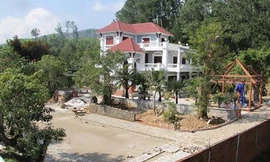 Khu biệt phủ của tướng Thạch.