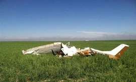 Chiếc Cessna 150 đã rơi khi phi công cùng hành khách "tự sướng".