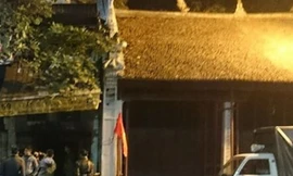 Khu vực nơi xảy ra hỏa hoạn, ban đầu người dân lầm tưởng là đền Bà Kiệu bị cháy.