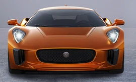 Jaguar C-X75 siêu xe concept xuất hiện trong Spectre trong vai trò xe của nhân vật phản diện.