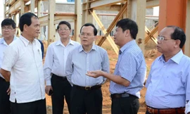 Chủ nhiệm UBKT TƯ kiểm tra tiến độ thi công Nhà máy Alumin Nhân Cơ