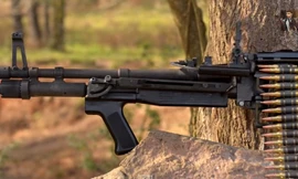 Khám phá sức mạnh súng máy M60