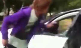 Phá xe của bạn gái vì bị phản bội