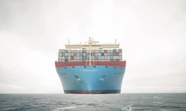 Hình ảnh hiếm về siêu tàu lớn nhất thế giới