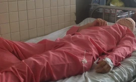 Tại khoa ngoại thần kinh, Bệnh viện Chợ Rẫy TP.HCM chiều 13/1. Ảnh: Q.Ngọc.