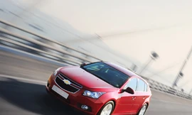 Chevrolet Cruze bản hatchback lộ diện trước thềm Geneva