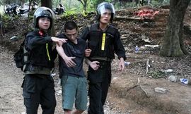 Kiểm điểm trưởng công an xã sau vụ bắt 59 con bạc