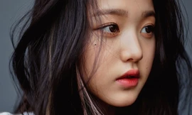 Jang Won Young gây sốc với đôi chân dài "siêu thực" trong loạt ảnh hậu trường chụp cho GQ