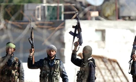 Mỹ xem xét lập vùng cấm bay ở Syria