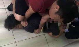 Đối tượng Giang bị khống chế ngay sau khi gây án.