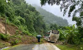 Nước lũ dâng cao, Thanh Hóa sơ tán khẩn cấp người dân 