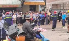 Va chạm với xe ô tô, 2 học sinh thương vong