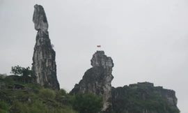 17 tỷ đồng gia cố di tích Hòn Vọng Phu