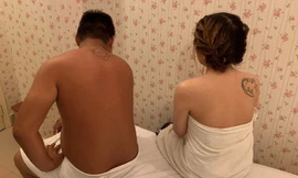 Bị bắt quả tang khi đang bán dâm trong quán cà phê