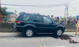 Một người tử vong sau va chạm giao thông với ô tô biển xanh ở Thanh Hóa