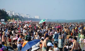 Sầm Sơn 'thất thủ' 