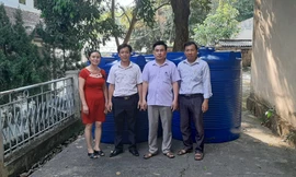 Hàng chục máy lọc nước sạch về với trẻ em vùng núi Thanh Hoá