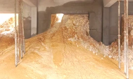 Đất đồi sạt trượt xô nghiêng trường, Thanh Hóa đề xuất công bố tình huống khẩn cấp