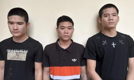 Gọi hội bắt giữ người vì nghi ngờ bạn gái bị dụ dỗ làm nhân viên karaoke