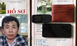 Xưng là 'công an mật' để lừa đảo chiếm đoạt tài sản