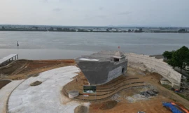 Ngắm tượng đài 'Con tàu tập kết' hơn 80 tỷ đồng ở Thanh Hoá 