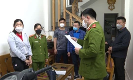 Bắt nữ quái chuyên móc nối bán ma túy tại quán karaoke, vũ trường