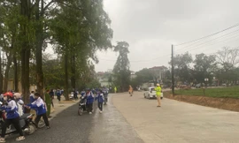 Mỗi tháng có hàng trăm trường hợp học sinh vi phạm giao thông ở Thanh Hóa