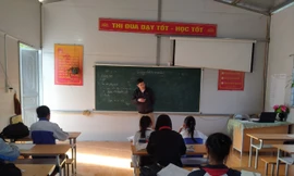 Chỉ đạo khẩn vụ học sinh một trường ở Thanh Hóa chưa được học tiếng Anh