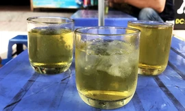 Chống dịch COVID-19, tạm dừng hoạt động các quán trà đá vỉa hè