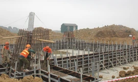 Hơn 1.000 lao động làm việc xuyên Tết ở Khu kinh tế Nghi Sơn