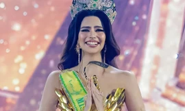 Đương kim Hoa hậu Hòa bình bị ông Nawat tước vương miện
