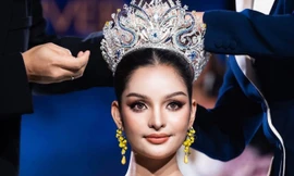 Một hoa hậu bị tước vương miện sau chưa đầy một ngày