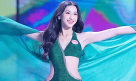 Vóc dáng nóng bỏng của thí sinh Hoa hậu Việt Nam trong phần thi áo tắm