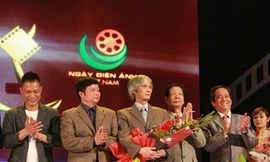 Mùi cỏ cháy giành giải Cánh diều vàng