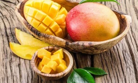 Món ngon ngày nắng: Mùa xoài chín, bạn đã thử bao nhiêu món ăn với trái xoài rồi?