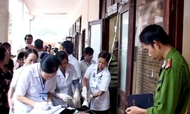 Nổ đầu đạn, 8 HS lớp 5 thương vong