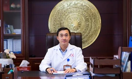 GS - TS Trần Văn Thuấn