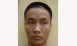 Kẻ dùng súng cướp bạc đầu thú