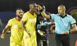 CAN 2021 và những sự kiện khó đỡ