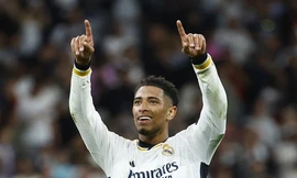 Real ngược dòng hạ Barcelona trong trận cầu hấp dẫn nhưng gây tranh cãi