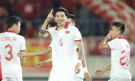 Tiền đạo tuyển Indonesia vẫn cay cú Văn Hậu: 'Tôi chỉ muốn tẩn anh ta'