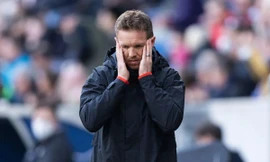 HLV của Bayern nhận gần 500 thư dọa giết